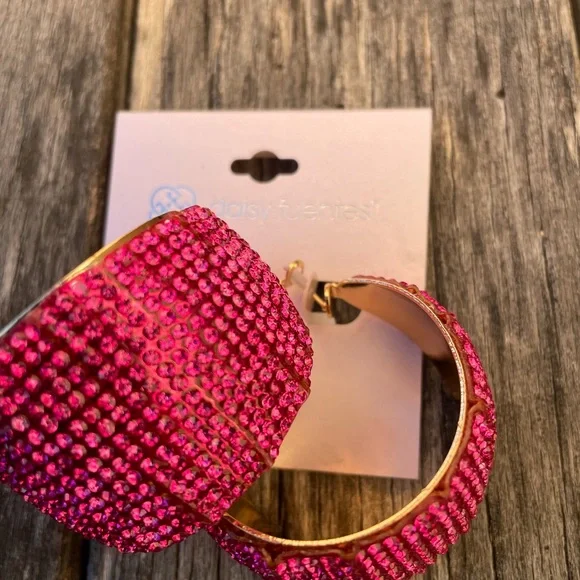 Daisy Fuentes Fuchsia Rhinestone Cuff earrings - Picture 1 of 3